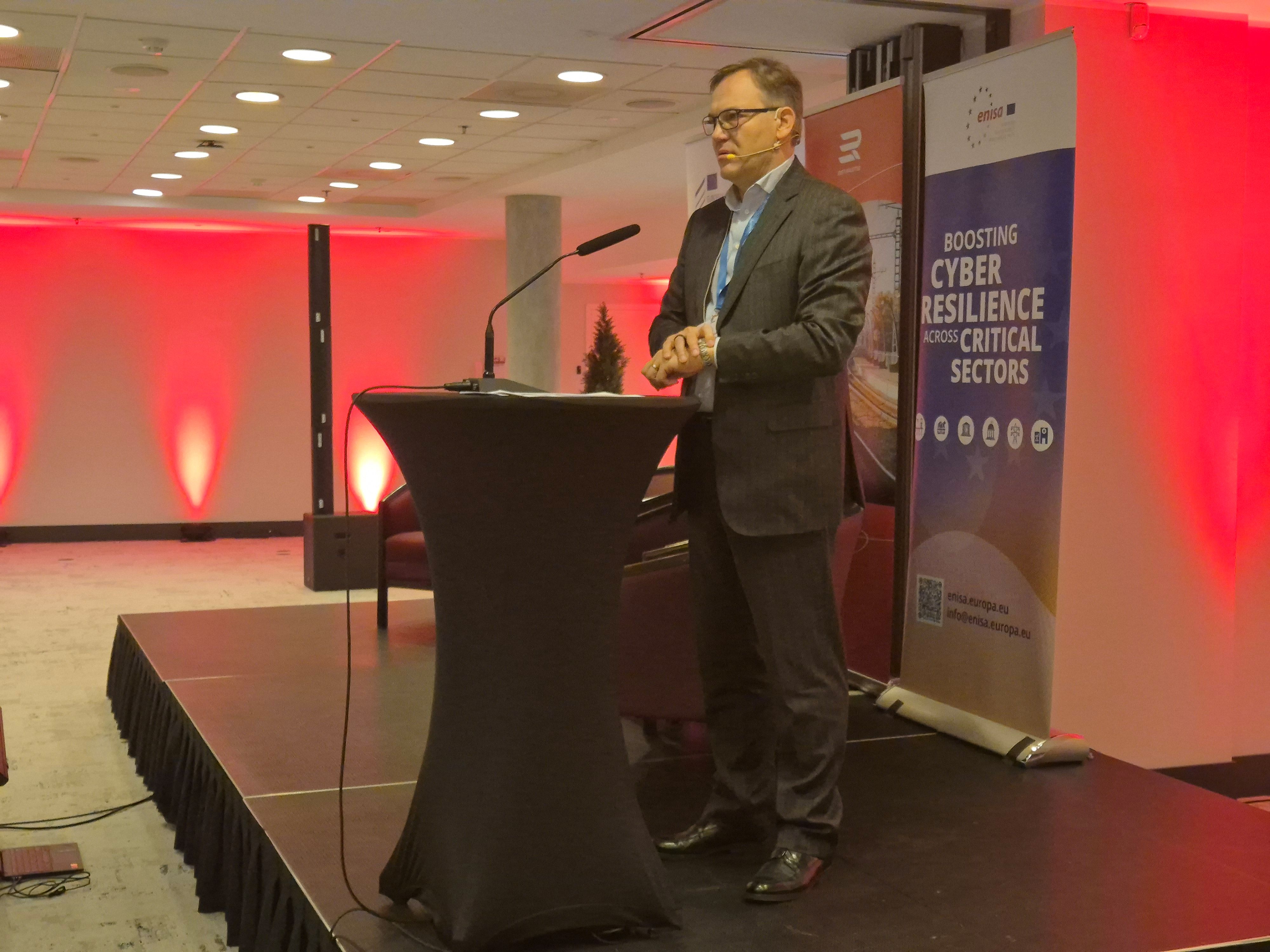 5CR - 20251201_094741