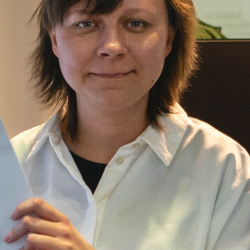 Dr Larissa Zhuchyi