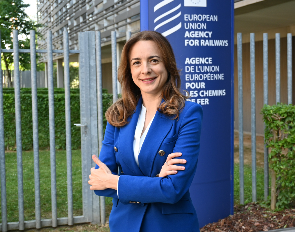 Oana Gherghinescu ED